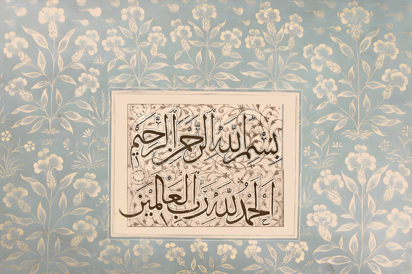 Gift-ready Islamic wall art featuring Surah Al-Fatiha calligraphy and classic design