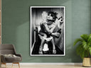 Contemporary wall decor: graffiti-style canvas design
