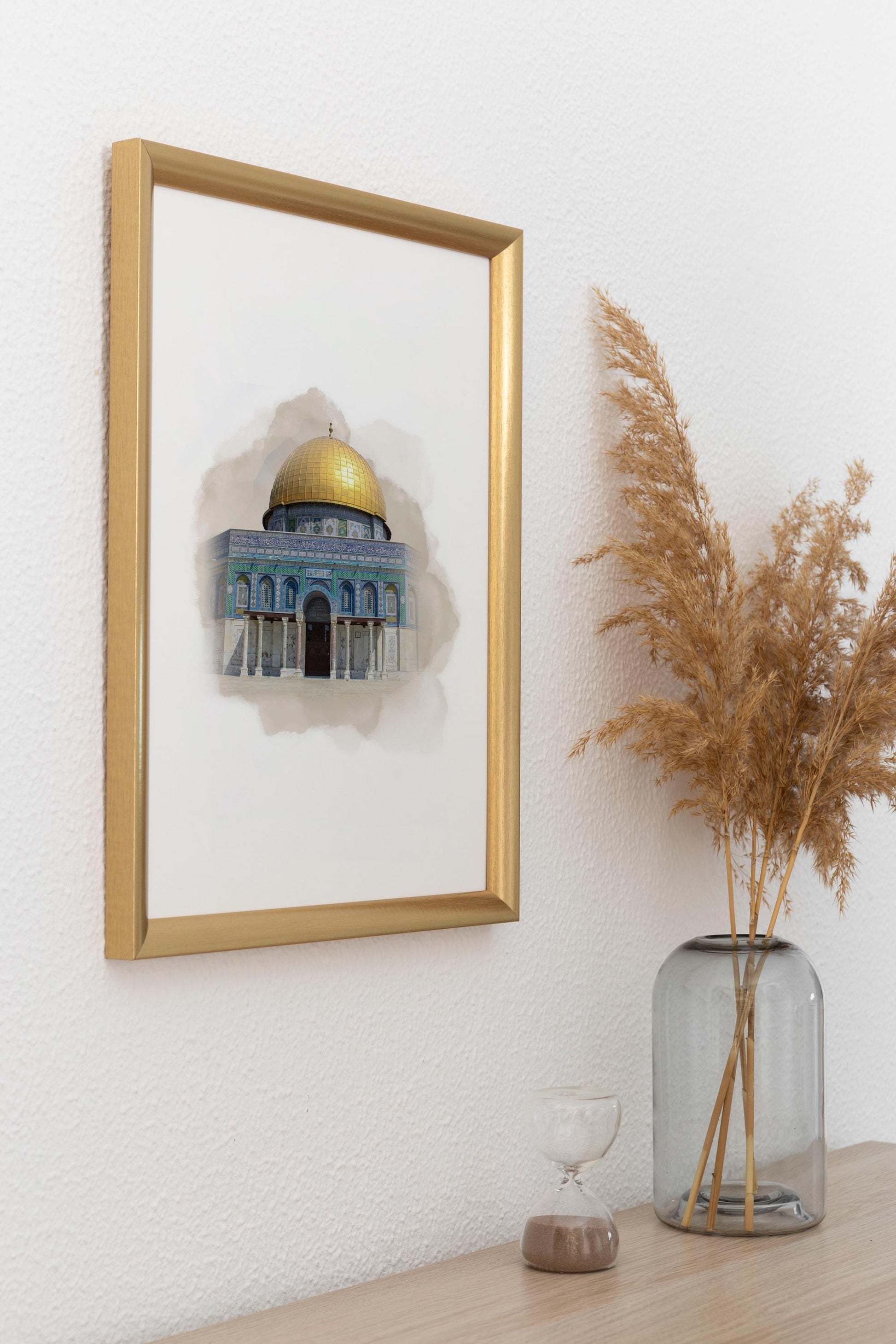 Minimal Islamic wall decor featuring mosque silhouette