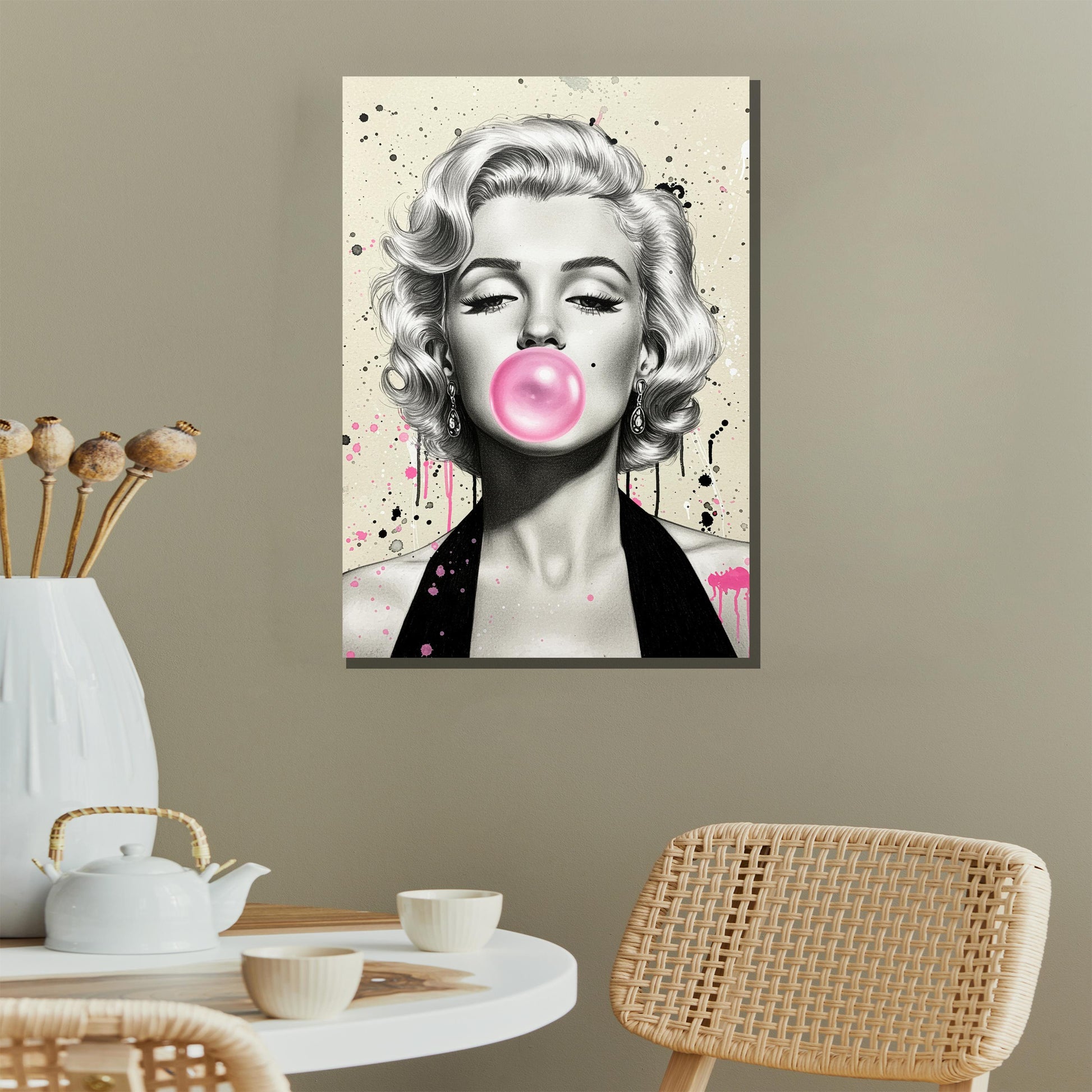 Iconic Marilyn Monroe portrait art print for walls